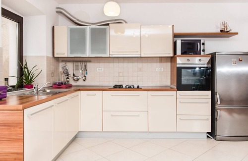 Makarska Old Town Villa | Villa Kala old stone house in historic center of Makarska with heated pool