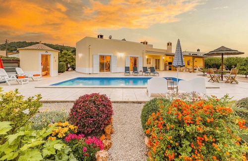 Espargal Villa | Villa Karibou with Fruit Garden and Private Pool