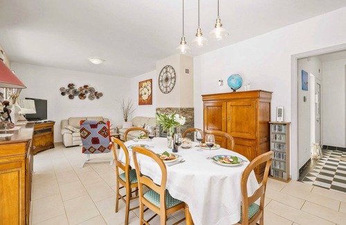 Espargal Villa | Villa Karibou with Fruit Garden and Private Pool