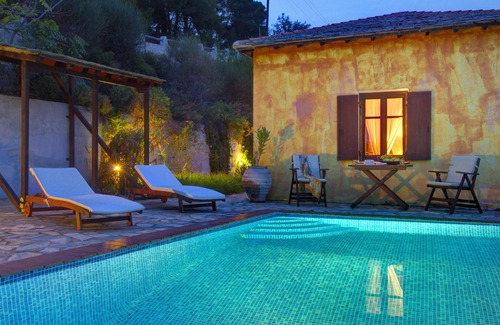 Skopelos Villa | Villa Kentavros Fully private pool villa away from it all!