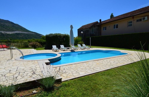 Dusina House | Villa Kikiza by Interhome