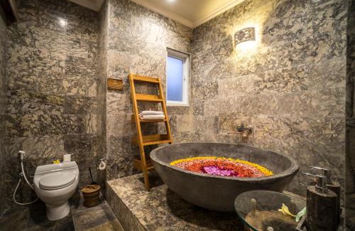 Melayang Villa | Villa Kirani Ubud by Mahaputra-CHSE Certified