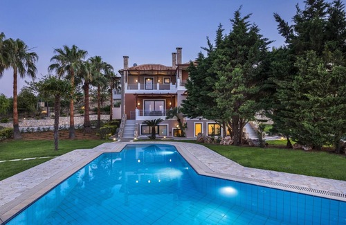 Platanias Villa | Villa Kissos - Vacation villa with private pool in Crete