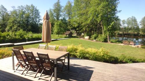 Pyhtaa Ski Chalet | Villa Kivikoski
