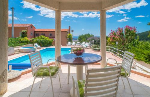 Klis Villa | Villa Klara with 72 sqm pool and view on Split and islands