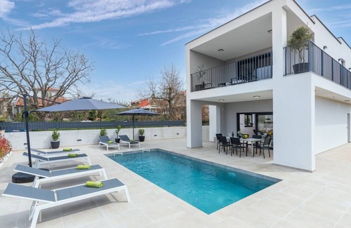 Radosi kod Zbandaja House | Villa Lucia with jacuzzi and private pool