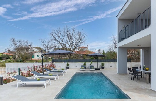 Radosi kod Zbandaja House | Villa Lucia with jacuzzi and private pool