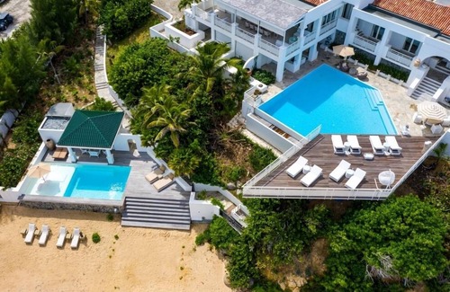Les Terres Basses Villa | Villa L'Oasis | Beach Front - Located in Fabulous Terres Basses with Private Pool
