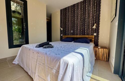 Bormes-Les-Mimosas Villa | Villa la Caladine in a quiet location