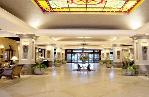 Flamingos Villa | Villa La Estancia- Spacious Luxury 3-bedroom Villa with AC, WiFi, Gym, & Spa