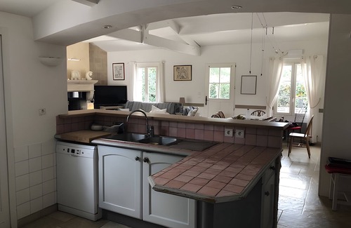 Ile-d'Aix Villa | Villa La Léinade – Spacious, Fully Equipped, Perfect for Families & Groups