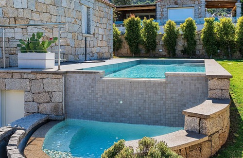 Castiadas Villa | Villa 'Laccus 6' with Sea View, Wi-Fi and Air Conditioning