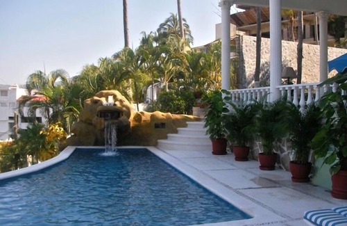 Playa Guitarron Villa | Villa Ladomar - Las Brisas Guitaron Area - Incredible View. Fully Staffed