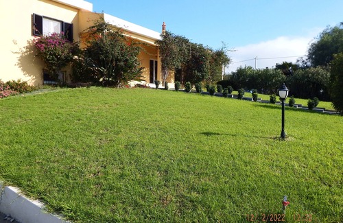 Barros Villa | Villa Lara, Spacious 5 bedroom house with heated pool, free Wifi ,secure parking