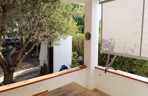 Sas Linnas Siccas Apartment | Villa le palme, 500 mt from the beaches of Sas Linnas Siccas Bay.