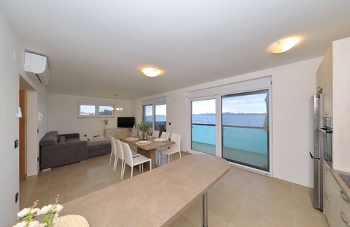 Kozino Apartment | Villa Leda A2