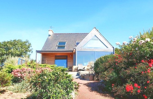 Crozon Villa | Villa Leostic - Crozon - Panoramic sea view and direct access to the beach