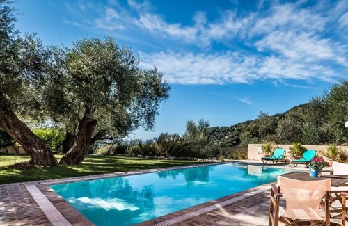 Kavvadades House | Villa Levanda – 3BR Retreat with Pool & Sea View