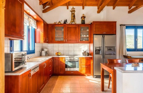 Skopelos Villa | Villa Levanda - Three Bedroom Villa, Sleeps 5