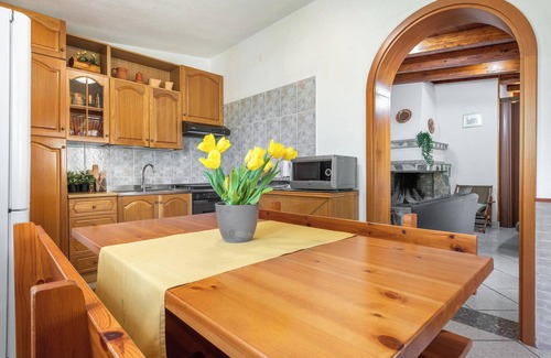 Solanas Villa | Villa 'Lidia Vicino al Mare' with Mountain View, Garden & Air Conditioning