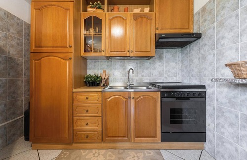 Solanas Villa | Villa 'Lidia Vicino al Mare' with Mountain View, Garden & Air Conditioning