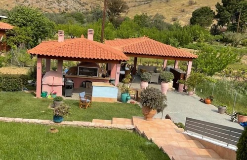 Chalcis Villa | Villa Lilandion luxury and privacy