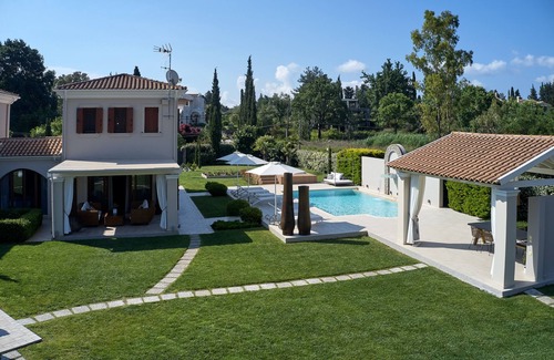 Dassia Villa | Villa Lilly with 3 bedrooms, private pool and hydrospa.