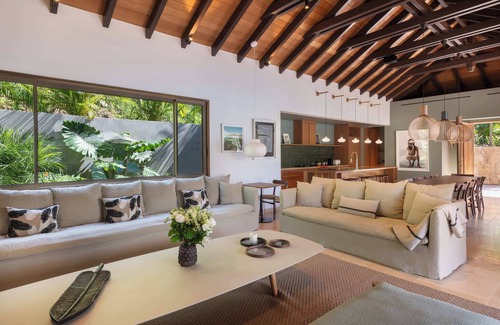 Marigot Villa | Villa Linda in Marigot by Personal Villas - Breathtaking View of the Lagoon