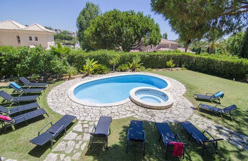 Almancil Villa | Villa Lira | 6 bedrooms | Spacious | Quinta do Lago