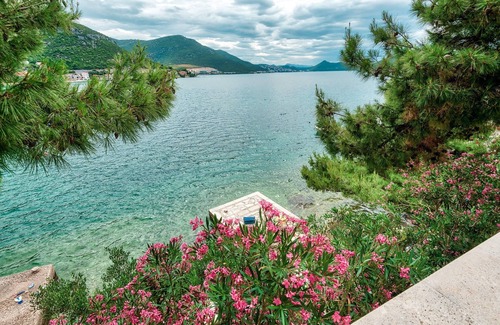 Klek Villa | Villa located directly at the sea