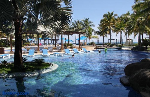 Monterrico Villa | Villa los Cabos Monterrico