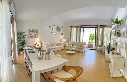 Cabo Roche Villa | Villa Los Pinares de Monaco en Roche, Conil, Cádiz