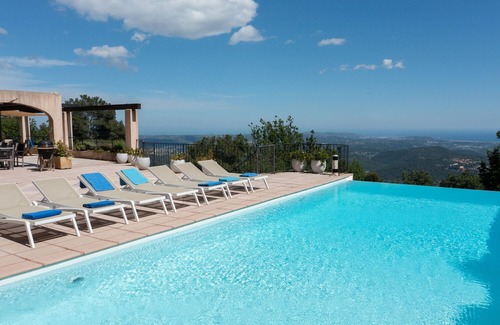 Speracedes Villa | Villa Lou Bea - Luxury Holiday Villa with Panoramic Views in Cabris