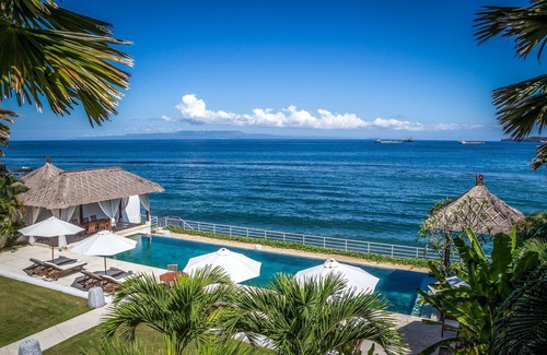 Candi Dasa Villa | Villa Lucia, Bali - White, Bright and Stunning!