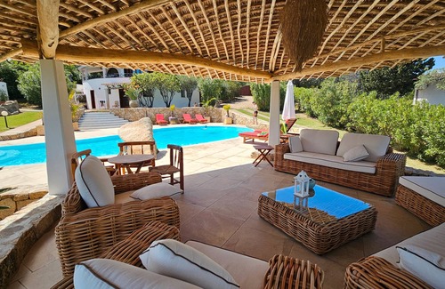 San Teodoro Villa | Villa LUNA ROSSA with Sea View, Pool, A/C, Wi-Fi, Garden, Terrace & Balcony