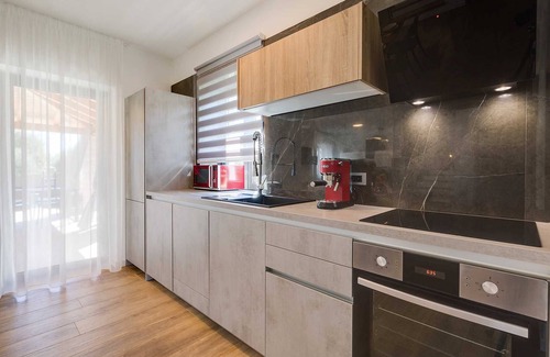 Tar-Vabriga Villa | Villa Lyan with Swimming Pool