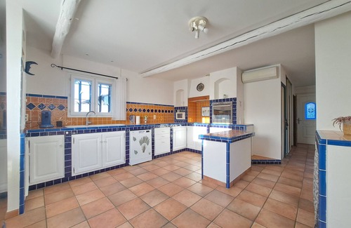 Espira de l'Agly Villa | Villa Méditerranéenne 4 Chambres Plain-pied Avec Magnifique Piscine, Climatisée