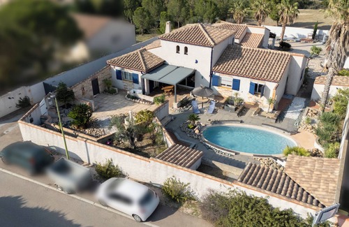 Espira de l'Agly Villa | Villa Méditerranéenne 4 Chambres Plain-pied Avec Magnifique Piscine, Climatisée