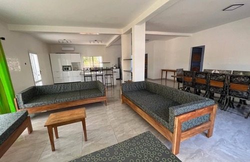 Saly Petite Cote Villa | Villa Maddy sleeps 18 in a private residence. 5 suites in independent bungalows.
