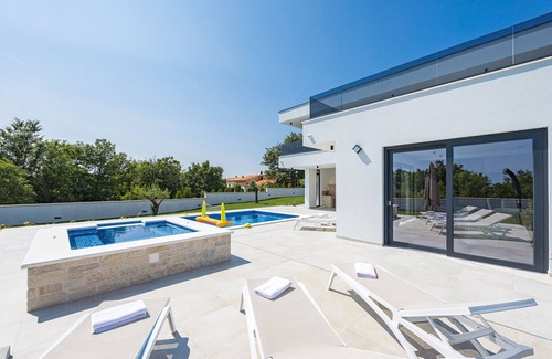 Jursici Villa | Villa MaEm in Central Istria for families with Sauna, Whirlpool & Sea View
