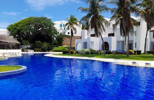 Santa Maria Huatulco Villa | Villa Magica in Mexico!
