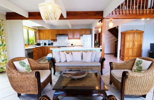 Otumai Villa | Villa Maharepa Beach by ENJOY VILLAS/3 bdrm with AC/2 bath/private pool + beach