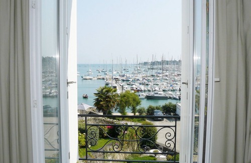 La Trinite-sur-Mer Apartment | VILLA MAJOY - Holiday apartment with view on the port of Trinité-sur-Mer - T547