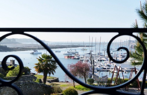 La Trinite-sur-Mer Apartment | VILLA MAJOY - Holiday apartment with view on the port of Trinité-sur-Mer - T547