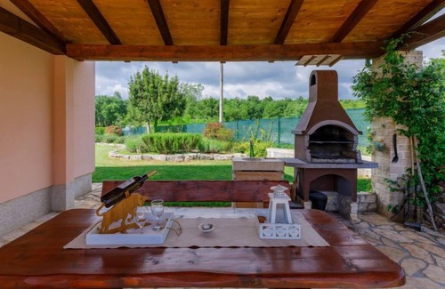 Makovci House | Villa Malini by Interhome