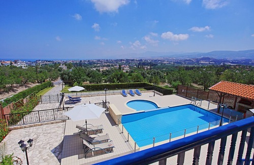 Prodromi Villa | Villa Mandola Rosa: Elegantly decorated, sea views, pool, A/C