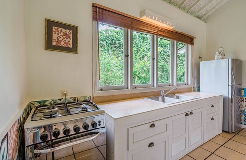 Ubud City-Centre Villa | Villa Manis1 BR Quaint and Cozy Villa with Pool