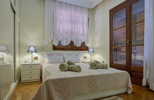 Ouranoupoli Apartment | Villa Maria 1st Floor by RentalsPro