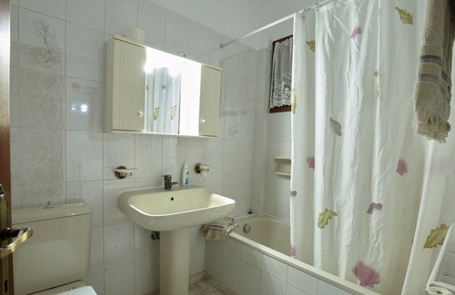 Ouranoupoli Apartment | Villa Maria 1st Floor by RentalsPro