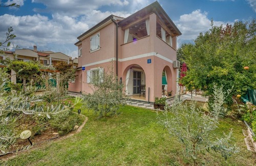 Rosini Villa | Villa Marija with Private Pool and Garden